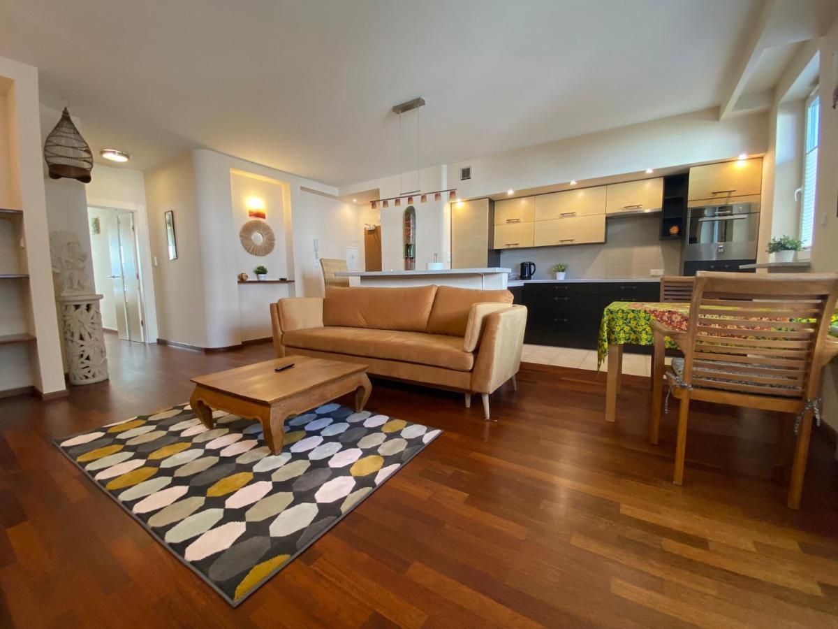 Orientalny Apartment วอร์ซอ ภายนอก รูปภาพ